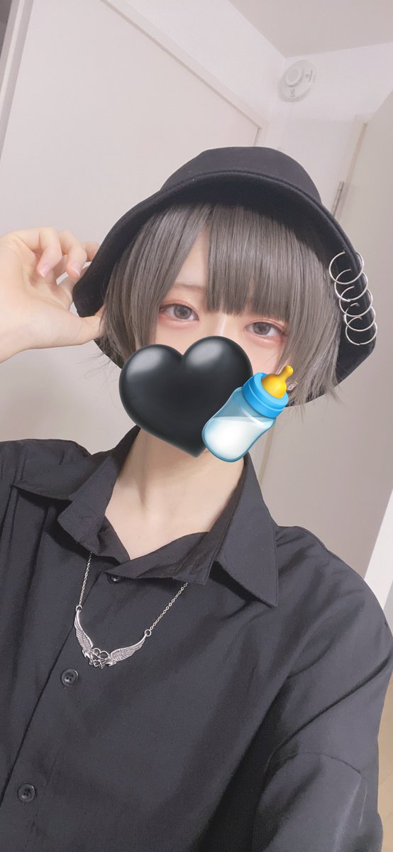 Valhalla_o0's tweet photo. そくほ〜❕ 創作男子くん🖤 https://t.co/W9rKj90Hr4