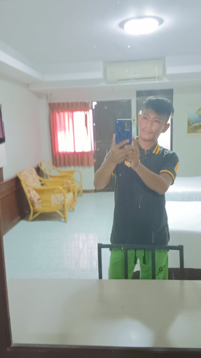 Matthew_tees's tweet photo. ถึงแล้ว เมืองขอนแก่นคราฟ รอเล่นๆงาน❄️💉🆒🛫☁️💦💦💦 https://t.co/UNcXFmjTQ4