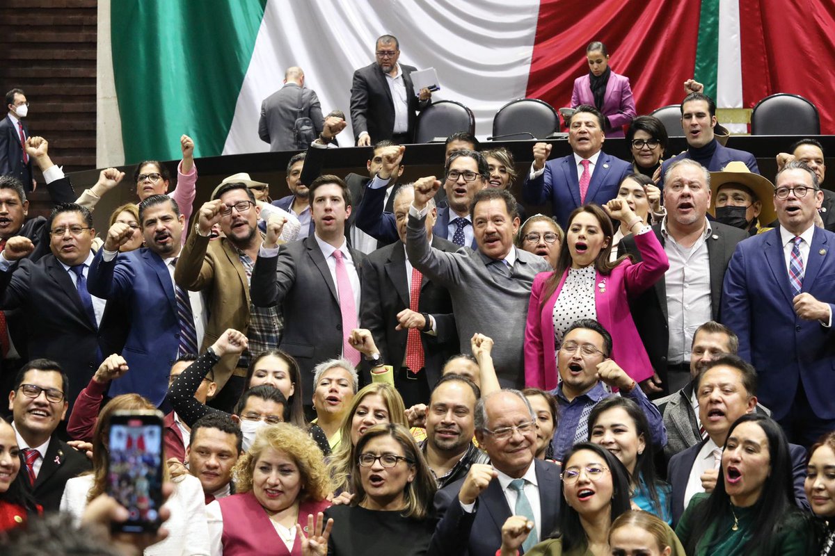 NachoMierV's tweet photo. ¡Se logró! Gracias a las y los legisladores que con su voto a favor han hecho realidad que nuestras Fuerzas Armadas tengan certeza en sus labores de seguridad y las familias mexicanas se sientan y vivan seguras. https://t.co/U6QlMmrTlD