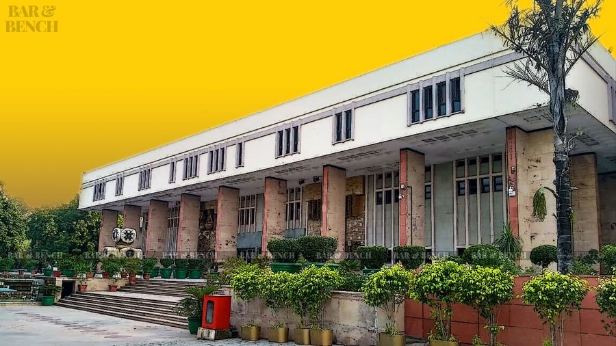 Hbarandbench's tweet photo. #ब्रेकिंग: दिल्ली उच्च न्यायालय ने चिकित्सा आधार पर पीएफआई के पूर्व प्रमुख ई अबूबकर की जमानत याचिका पर विचार करने से इनकार कर दिया।
#DelhiHighCourt #Abubacker #pfiban https://t.co/bHl7fAPilj