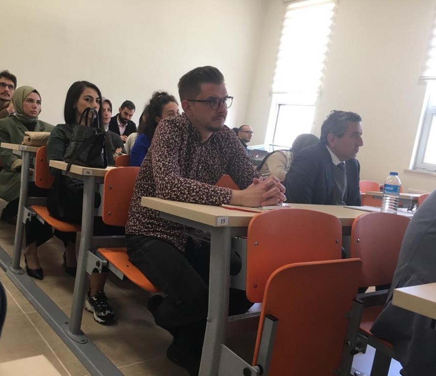CKU_Library's tweet photo. Bilgi Becerileri ve Kaynak Yönetim Araçlarının Kullanımı üzerine eğitim verildi.

https://t.co/1WbZmGq1H6

@kasimbinici https://t.co/OwSsXw4mhG