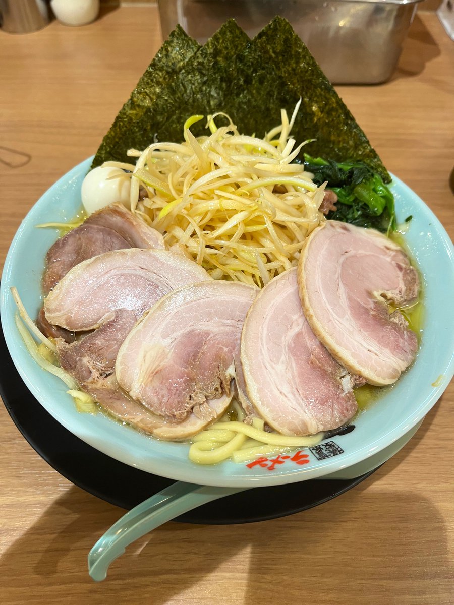 やまと（28） tweet media