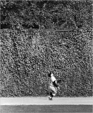 dvesean's tweet photo. October 13 1960
Forbes Field, Pittsburgh

(I was 4 yrs old)

World Series Game 7, Pirates &amp; Yankees tied 9-9.

Pirate Bill Mazeroski (now 86) leads off the bottom of the 9th.

On a 1-0 pitch, Maz drives a HR over
Yankee Yogi Berra's head in left field.

Game/Series Pittsburgh! https://t.co/CqHta4cEvU