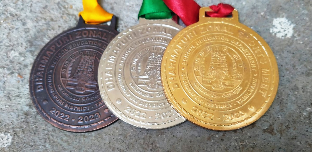 ishavidhya's tweet photo. Students of Isha Vidhya, Dharmapuri, won nearly 50 medals at the Dharmapuri Zonal Sports Meet, comprising athletic and team sports events in which roughly 50 schools participated. Intent training support from the PE teachers helped in their resounding achievement.

#Ishavidhya https://t.co/JzIojoC4Bh