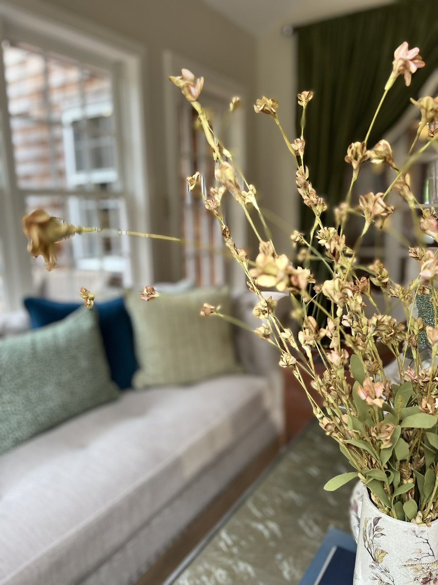 bcdesignerhouse's tweet photo. Hurry and purchase your House Tour tickets. Only 4 days until we close on Sunday, Oct. 16. Broadhurst does not disappoint, it is a stunning transformation! 
https://t.co/PKUwz024H4                                Follow us on Facebook and Instagram https://t.co/rhE476FEUw