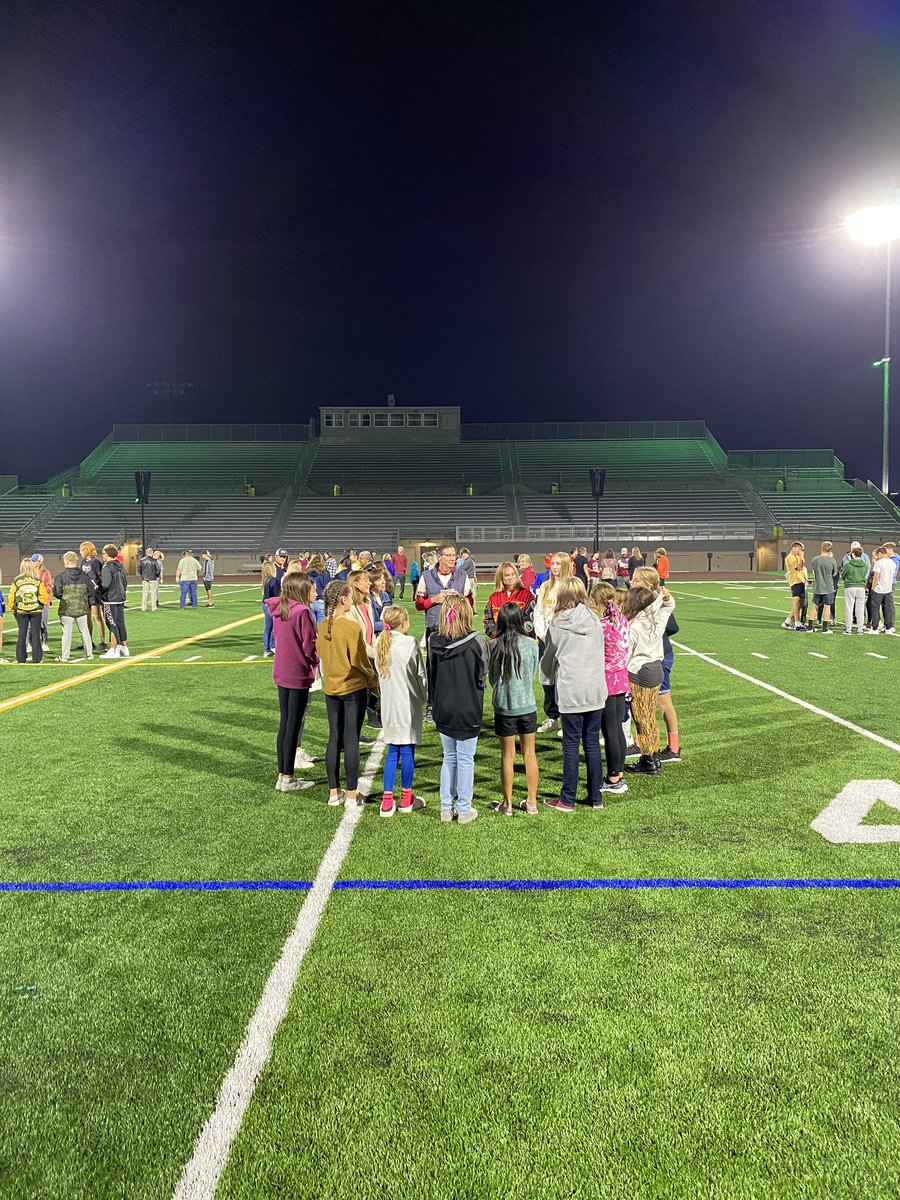 zenonthornton's tweet photo. Epic #fof2022 tonight at Richland HS! Amazing testimonies, worship, and fellowship! https://t.co/HkJCExJx20
