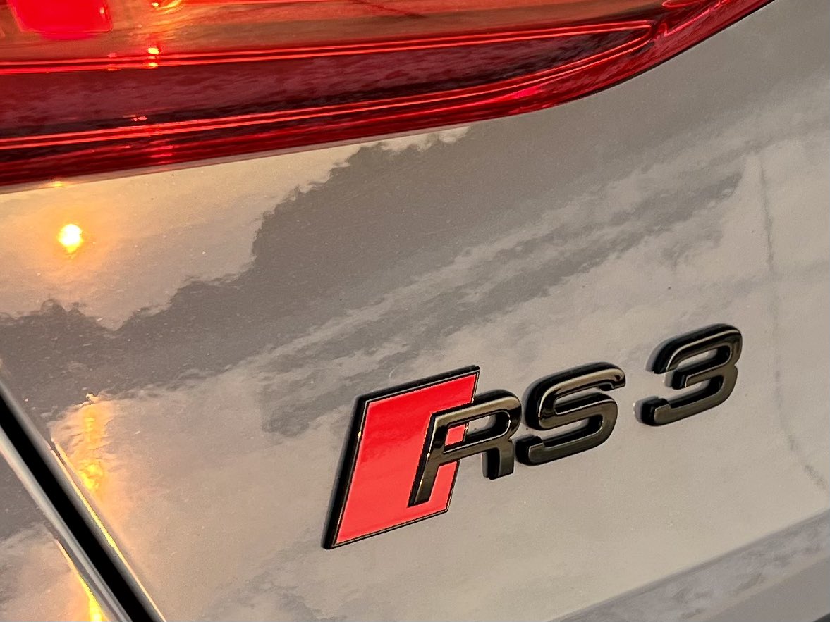 MarkJonesZA23's tweet photo. Three little letters that provokes all sorts of emotions for a performance enthusiast. 294 kW and 500 Nm from the legendary 2.5-litre 5-Pot.

#audi #audirs3 #rsperformance https://t.co/Os4HyvJz2b