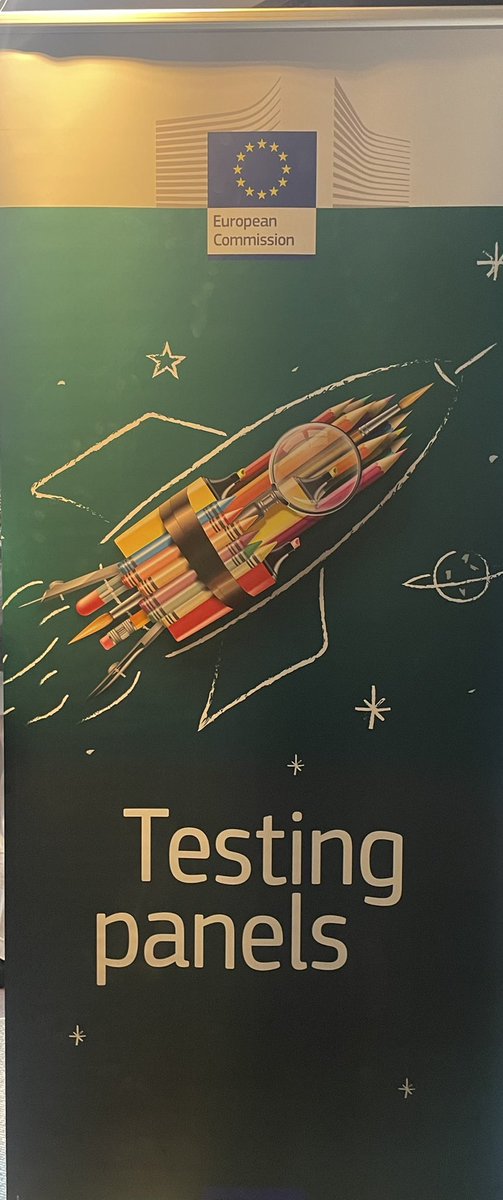 EDBallinasloe's tweet image. Delighted to be at the #LearningCorner #Cúinnenafoghlama testing panel looking at support materials for teachers and students who want to learn more about the #EU #EYY2022 🇮🇪🇪🇺

@eurireland @EurodeskIreland 
@EPIreland_Edu @Aniieta @portumnacommsch @PresHeadford