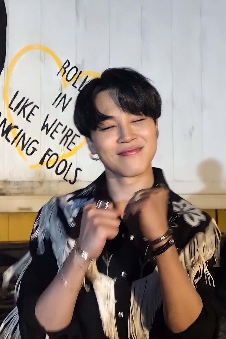 macsmit02's tweet photo. Happy birthday Jimin @BTS_twt #JIMINDAY #JIMIN #JiminDay2022 #JIMINTOBER https://t.co/xljGNomMON