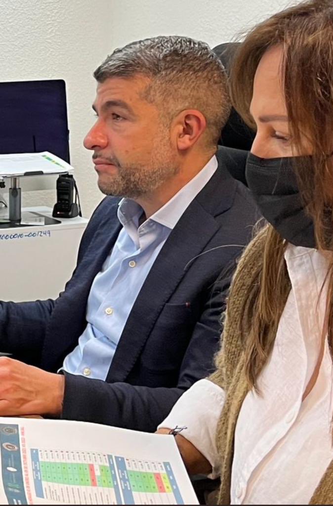 De verdad que su  cara de neandertal crudo no la puede ocultar, pobre  <a href="/mauriciotabe/">Mauricio Tabe Echartea</a>  y todavía le faltan casi 2 años para acabarse la <a href="/AlcaldiaMHmx/">Alcaldía Miguel Hidalgo</a>