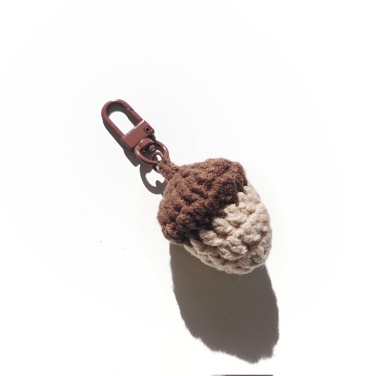 도토리 뜨개 키링🍂🐿
-
🛒 온라인
naver.me/GmVwMBd2

🛒 오프라인매장
대전 중구 은행동 126-9 어썸유닛 

📍인스타
instagram.com/p/CjpJ2rsr8tW/…