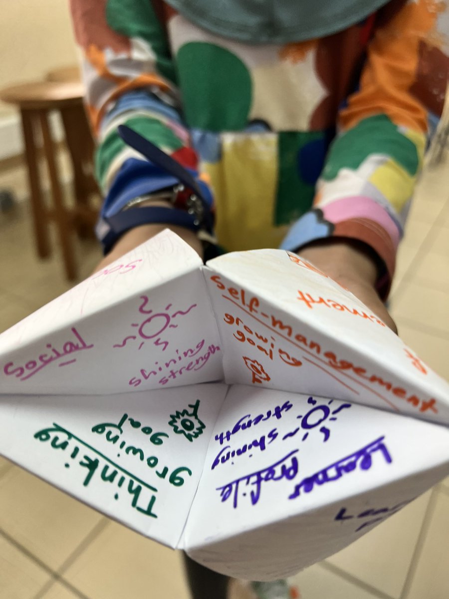 MissAmyPYP's tweet photo. Thank you for the inspiration @VargeLe year 6 will share their #ATL and #learnerprofile goals with parents via a chatterbox! #bringthefun #lislearning still got the action plan part to go but they’re looking great and Ss are excited about their goals! https://t.co/yzsJZSbSEI