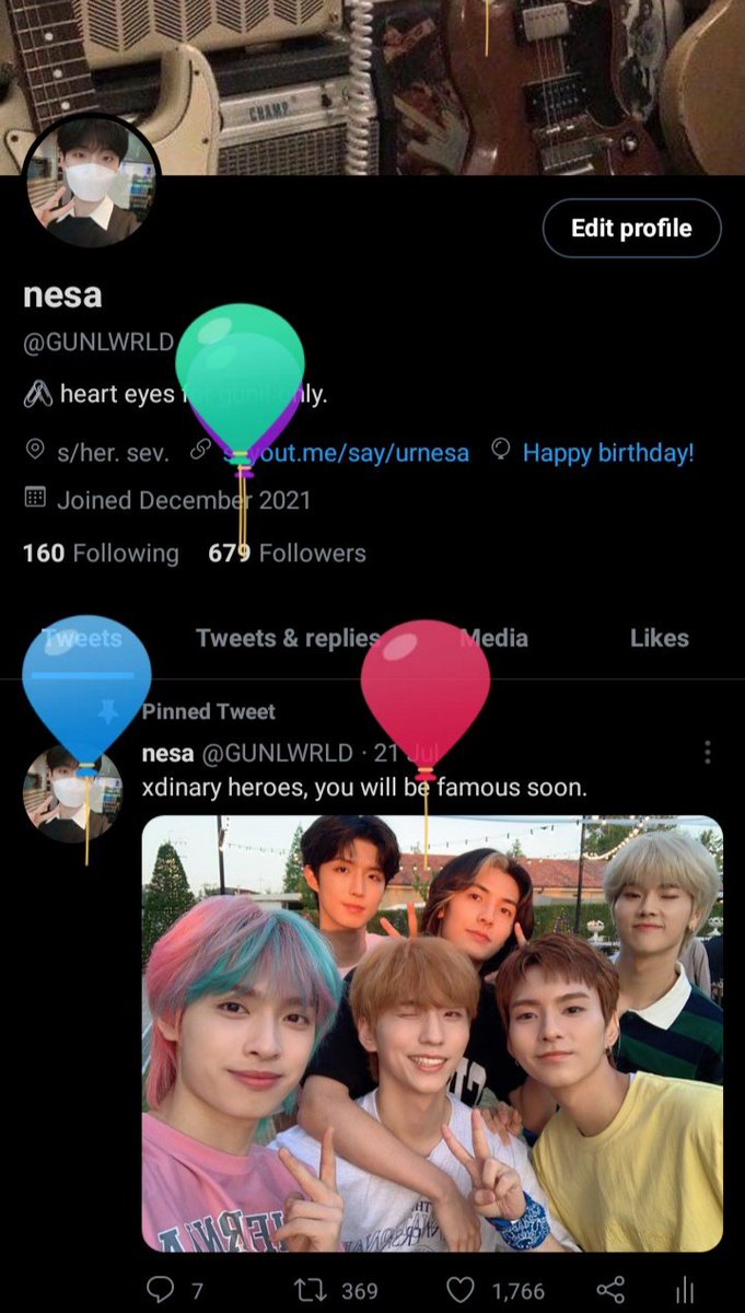 GUNLWRLD's tweet photo. YALL I'M FINALLY 18 YRS OLD 😭😭😭😭 https://t.co/KA0ZY0q4a8