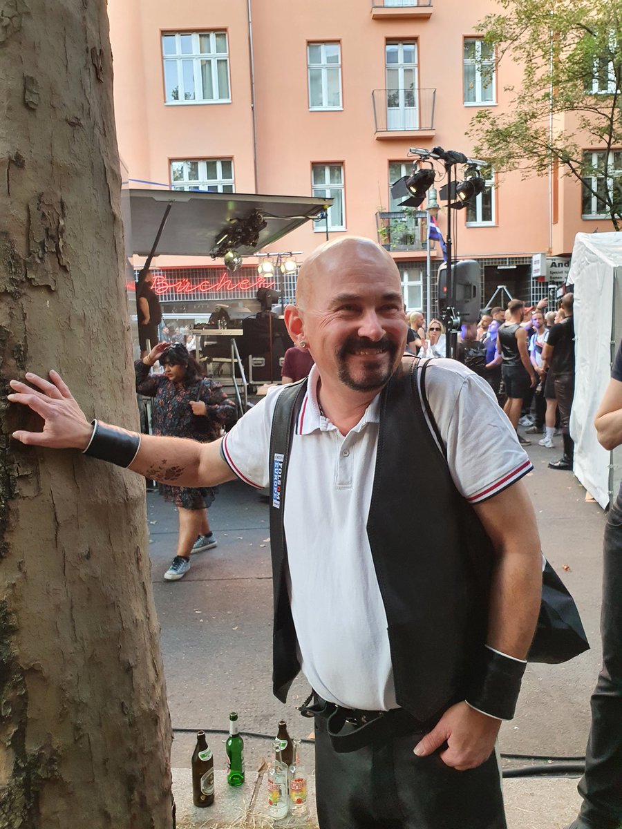 Lthbear's tweet image. 