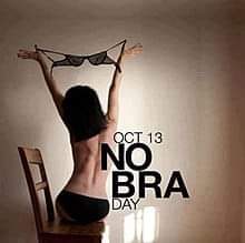 SingleNam's tweet photo. No point freeing my Tiddies!No matter what I do they always act like they are free😎 #biggirlproblems https://t.co/LNdtSSFAd6