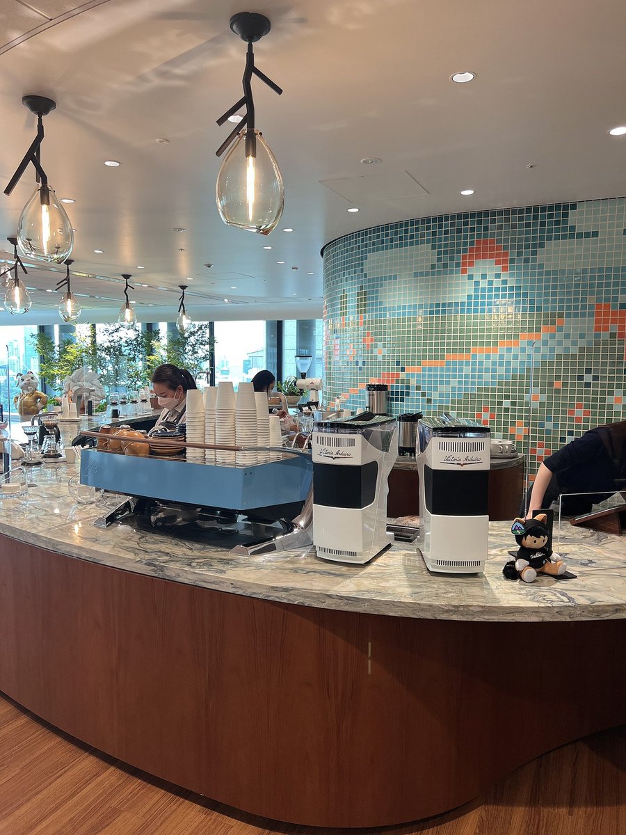 Salesforceタワー綺麗すぎて泣きました。