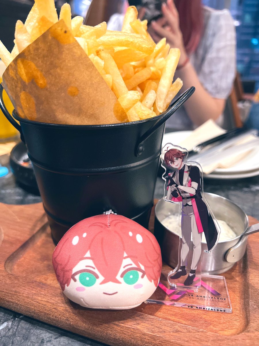 ち*ぇ様 ビバレン REY レイ 1周年アニバーサリー A賞 直筆サイン入り描き VS AMBIVALENZ（ビバレン）公式 on X: 