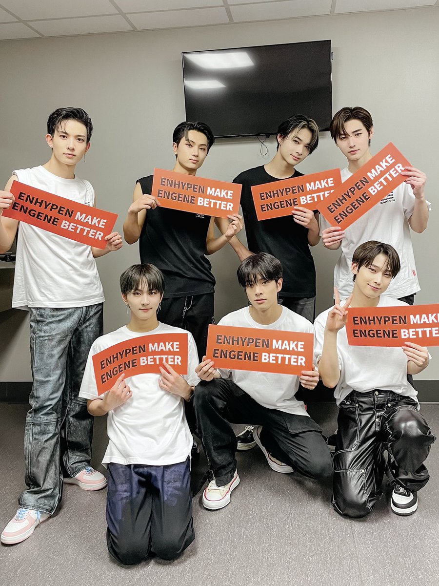Heeseungo's tweet photo. Your love is so precious and makes us better. Houston's glorious twinkle was a night with billions of memories. ENGENEs, stay with us for everything better. https://t.co/gl81NDUtyV
