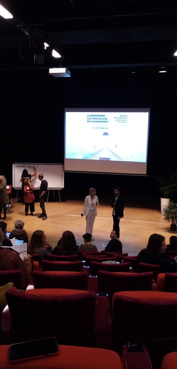 SavannahBoer's tweet photo. 💡Lancement du congrès 'Comprendre les processus de changements : apports des méthodes qualitatives et mixtes' @ULiegeRecherche
 ➡️ Je ccommuniquerai autour d'une étude quali menée auprès des pros de la PJJ @justice_gouv avec le soutien de l'@UnivRennes_2 #PhD https://t.co/rxnY6eZXvR