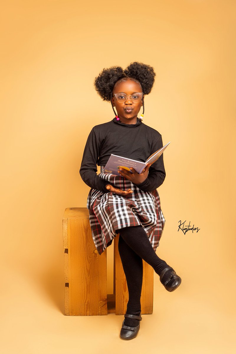 OfficialKKD__'s tweet photo. Do you need a baby model? 😂😂
Call my ebony niece o, Inioluwa!

Happy 6th Birthday my baby.
I wish you long life and prosperity.

#birthdaygirl 
📸 @kliqstudioz https://t.co/tNdvMw5eef
