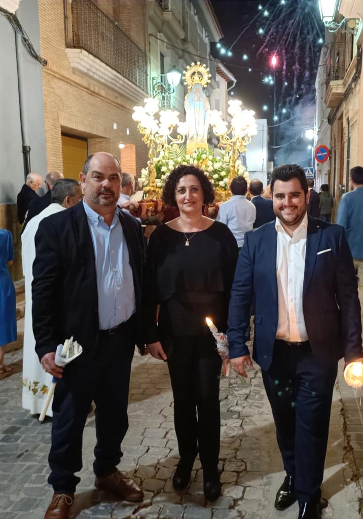 💙💙💙 Ayer asistieron tanto nuestro Presidente como nuestros Concejales a la misa, mascletá, procesión y castillo en honor a nuestra Patrona la Virgen del Pilar. 🌟🌟🌟

🎉Viva Nuestra Patrona y Nuestras Fiestas Patronales!!!!🎉