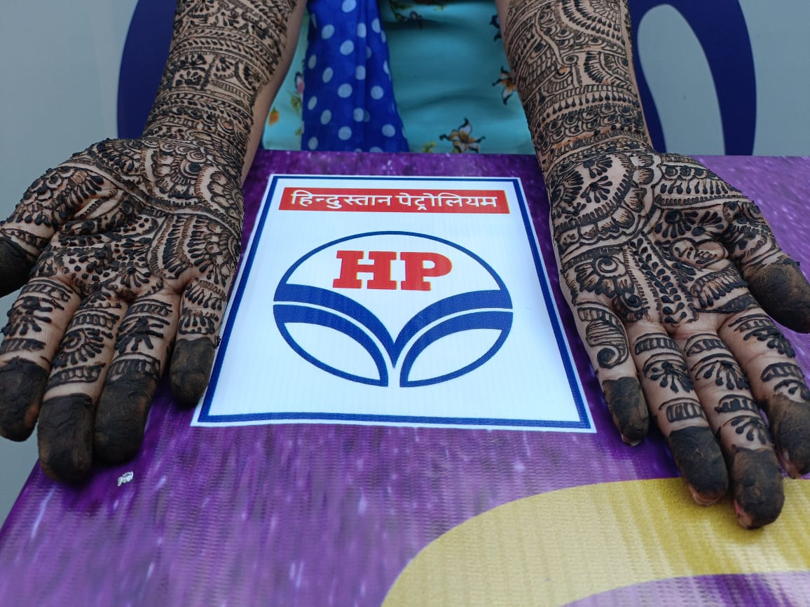 HP Auto Care Centre, Niti Marg (@hpniti) on Twitter photo Auto Care Centre, Niti Marg wishes all its customers a Happy Karva Chauth!! May this day fill your life with loads of love and happiness. Visit our outlet today to get a Mehendi and celebrate! #KarvaChauth2022
<a href="/hpcl_retail/">Mera HP Pump</a> <a href="/HPCL_Delhi/">Mera HP Pump Delhi</a> <a href="/MehtaniRajesh/">RAJESH MEHTANI</a> <a href="/Subhank97485516/">Subhankar Dutta</a> <a href="/Rg03Goel/">Rajeev Goel</a> Auto Care Centre, Niti Marg wishes all its customers a Happy Karva Chauth!! May this day fill your life with loads of love and happiness. Visit our outlet today to get a Mehendi and celebrate! #KarvaChauth2022
<a href="/hpcl_retail/">Mera HP Pump</a> <a href="/HPCL_Delhi/">Mera HP Pump Delhi</a> <a href="/MehtaniRajesh/">RAJESH MEHTANI</a> <a href="/Subhank97485516/">Subhankar Dutta</a> <a href="/Rg03Goel/">Rajeev Goel</a>