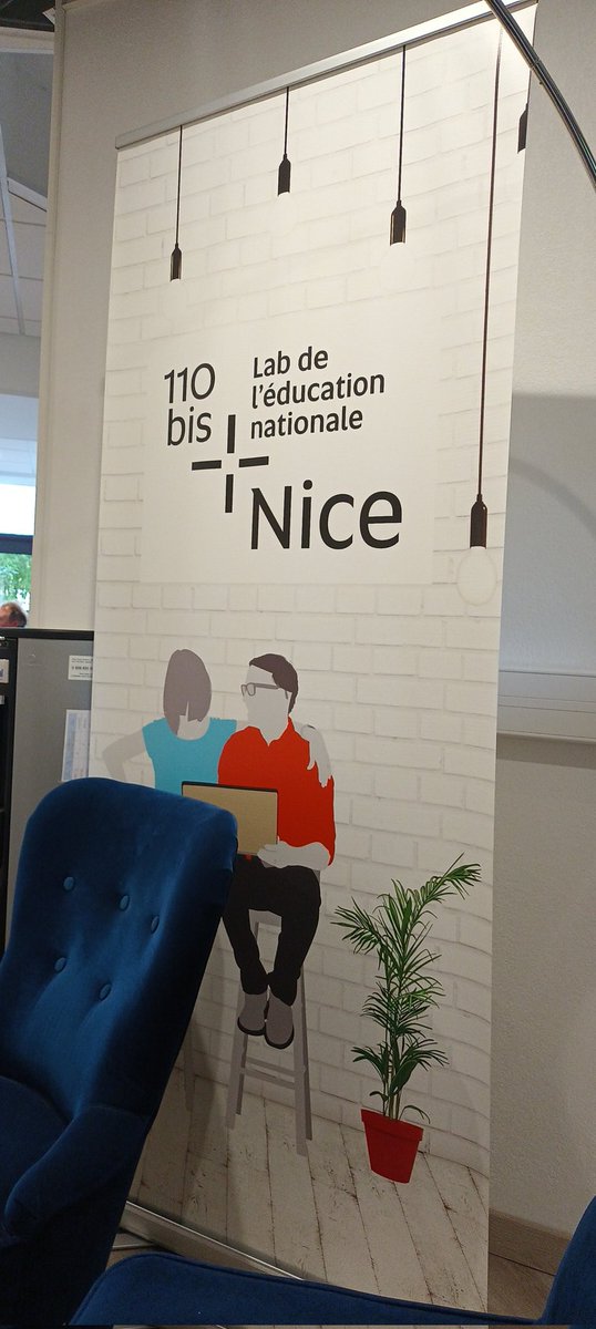 nicdurupt's tweet photo. Retour au #lab110bis de @AcademieNice pour les #auditeurs de l'@ih2ef avec @r_mattaduvignau pour 🤯✍️🧠 https://t.co/8jzYkcsCiW