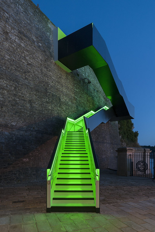 #ThrowbackThursday to creating the 'Stairway to Devon' @royalwilliamyd This @dezeen article at the time looked at the stairs which allows coastal walkers in south-west England to detour through our neighbourhood: dezeen.com/2013/07/12/coa…