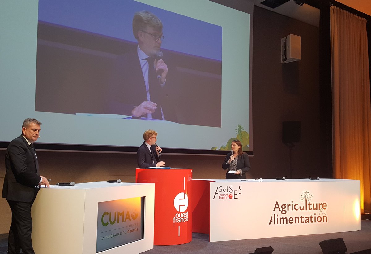AILEAgence's tweet photo. Pour une #Souveraineté #alimentaire le Ministre de l'Agriculture @MFesneau prône les #fertilisants #organiques ... le #digestat en est un efficace ! @AAMF_Agris @ChambagriPdL https://t.co/7ATwSiD9HK