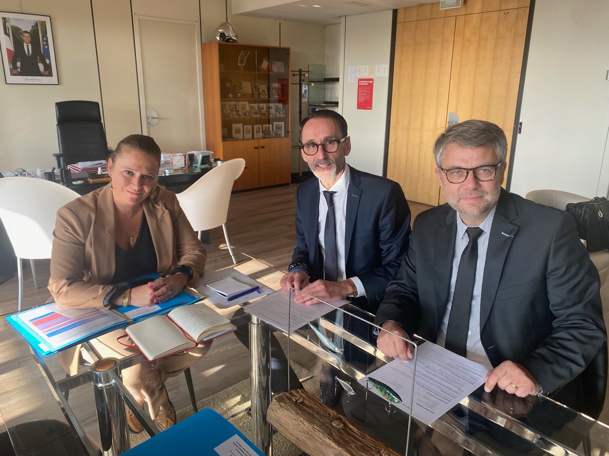 Christophe Doré rencontrait hier Olivia Grégoire, ministre déléguée chargée des Petites et Moyennes Entreprises pour aborder des sujets clés pour la coiffure comme la réduction des cotisations sur les heures supplémentaires, l’énergie, l’apprentissage, la TVA, le PGE, la retraite