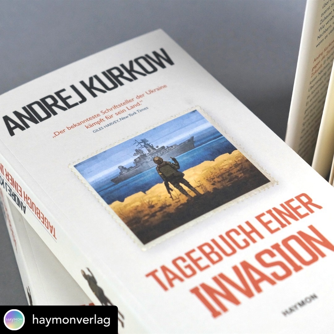 DeWald_Rebecca's tweet photo. ☀️Publication Day ☀️
My German translation of @AKurkov ‘s 🇺🇦 Diary of an Invasion 🇺🇦  is out today. A look beyond the headlines of the war in Ukraine and how it affects Ukrainians. Out with #Haymon
#xl8 #translation
https://t.co/j1HmlVqRtm https://t.co/VXpWBQ4aK4