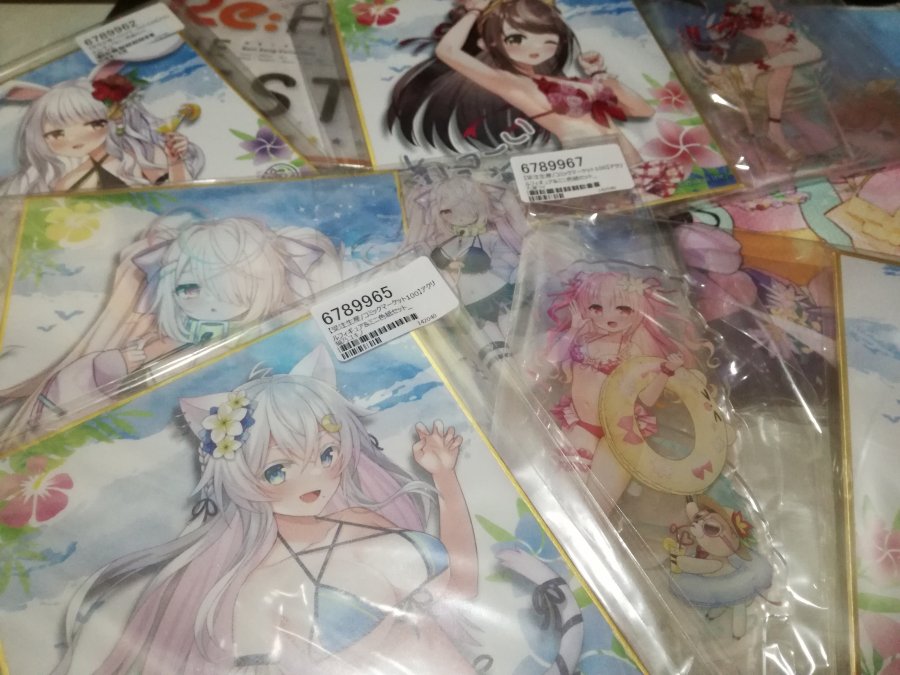 「のコミケグッズ届きました! 」|ビートルのイラスト