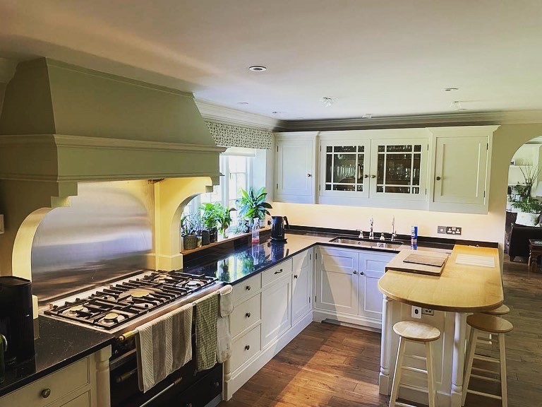 KGElectricalCo1's tweet photo. Fine work from Callum 👏👏

#ledlighting #teamkg #lighting https://t.co/KcGKnSEzHv