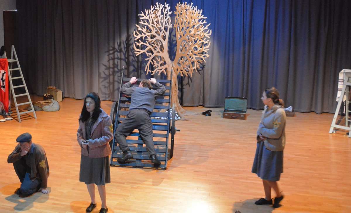 AVPerformingArt's tweet photo. On Friday 7th October, Arrow Vale Drama and History students experienced a high-quality theatre production called Kindness – Voices of the Holocaust, that provided a powerful starting point for our kindness project. @AVPerformingArt @ArrowValeSchool  @Voices_news https://t.co/ANMAXE8bGx
