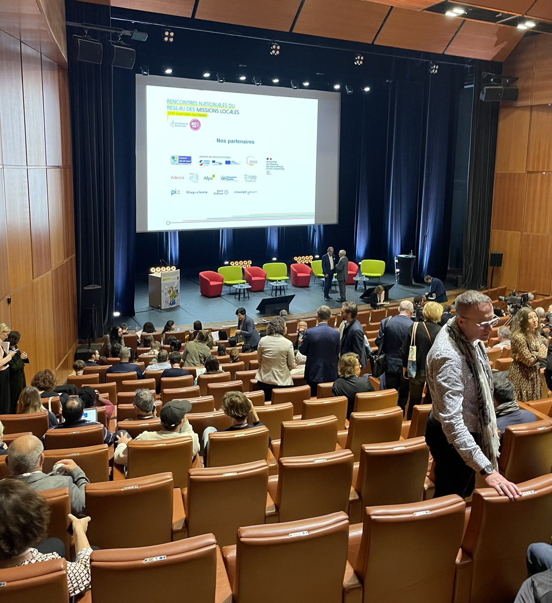 Suivez ces 2 journées en live 📽 sur notre chaîne Youtube 👉bit.ly/3fQk08O

#40ANSML #MissionsLocales <a href="/villedetours/">Ville de Tours</a>