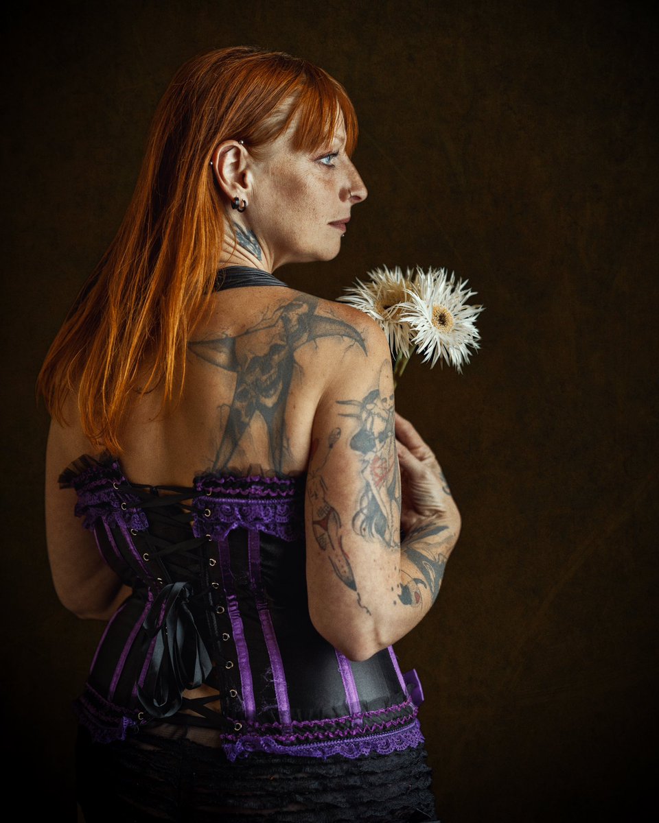 franky_meyer's tweet image. ~~~ Nanou ~~~

#lowkeyportrait #fineartportrait #fineartportraits #fineartportraiture #fineartportraitphotography #modelsofbelgium #belgiumphotographer #belgiumphotography #belgianphotographer #belgianphotography #appicoftheweek #painterlyportrait #painterlyphotos