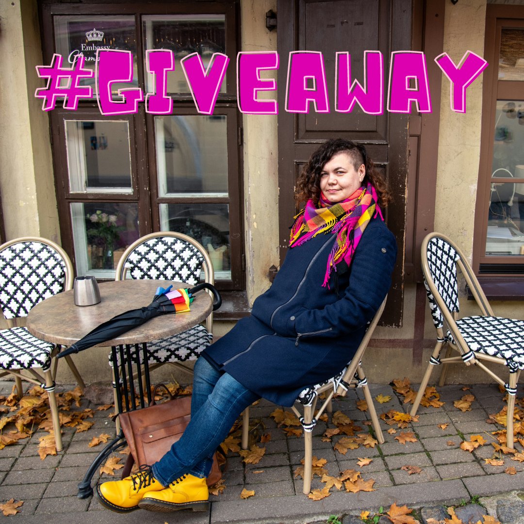 Are you #postcards and #stationery lover? Amazing #giveaway on my instagram:
instagram.com/p/CjpN6AhtH3n/…