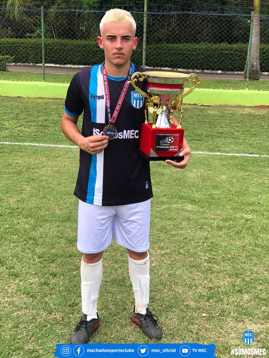 mec_oficial's tweet photo. 📸🏆⚽️🇳🇮
.
.
.
📸 @pablo10_souza 

#SOMOSMEC 💙🤍
#futebol #futebolbase #sub17 https://t.co/X3J5625t4P