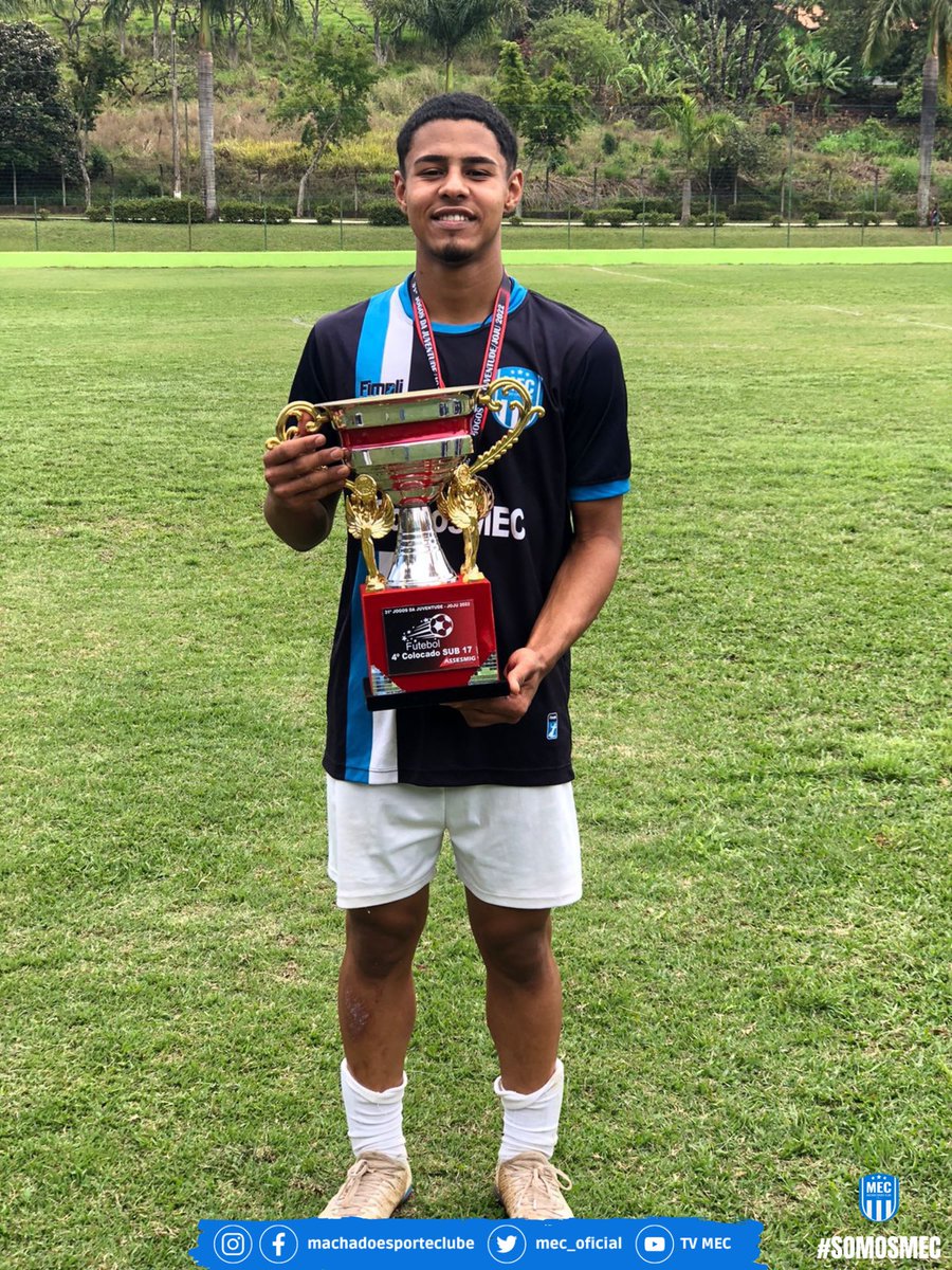 mec_oficial's tweet photo. 📸🏆⚽️🇳🇮
.
.
.
📸 @pablo10_souza 

#SOMOSMEC 💙🤍
#futebol #futebolbase #sub17 https://t.co/X3J5625t4P