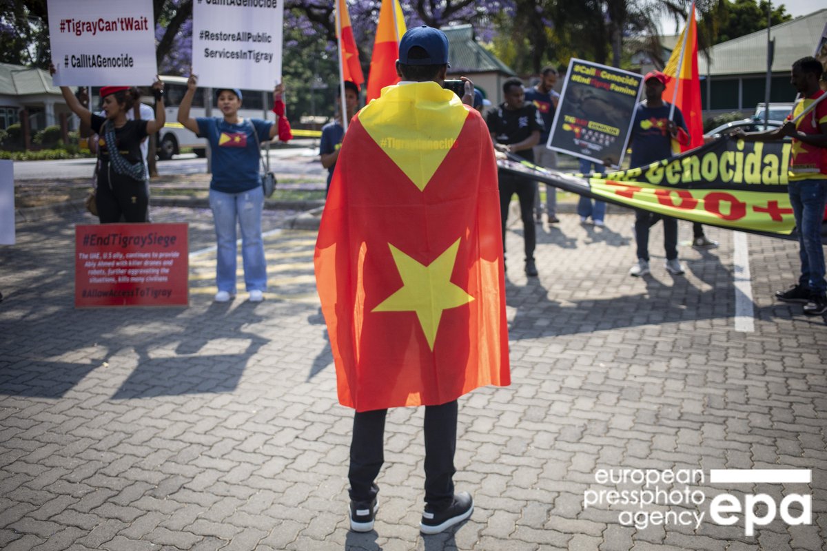 KimLudbrook's tweet photo. On the @epaphotos @EFEnoticias wire service. #TigrayGenocide protest in Pretoria. #ethiopia #Tigray https://t.co/0EtSeataYV