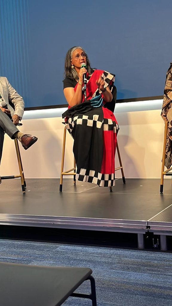 SesameWrkshpIND's tweet photo. Conversations within digital communities provide key insights to answers that we want to deliver. To help provide the solutions needed, @SesamewrkshpIND with Caring For Each Other initiative heart its audiences while creating content. - @sonalikhan at the #metahealthsummit https://t.co/Qj8cYkABZC