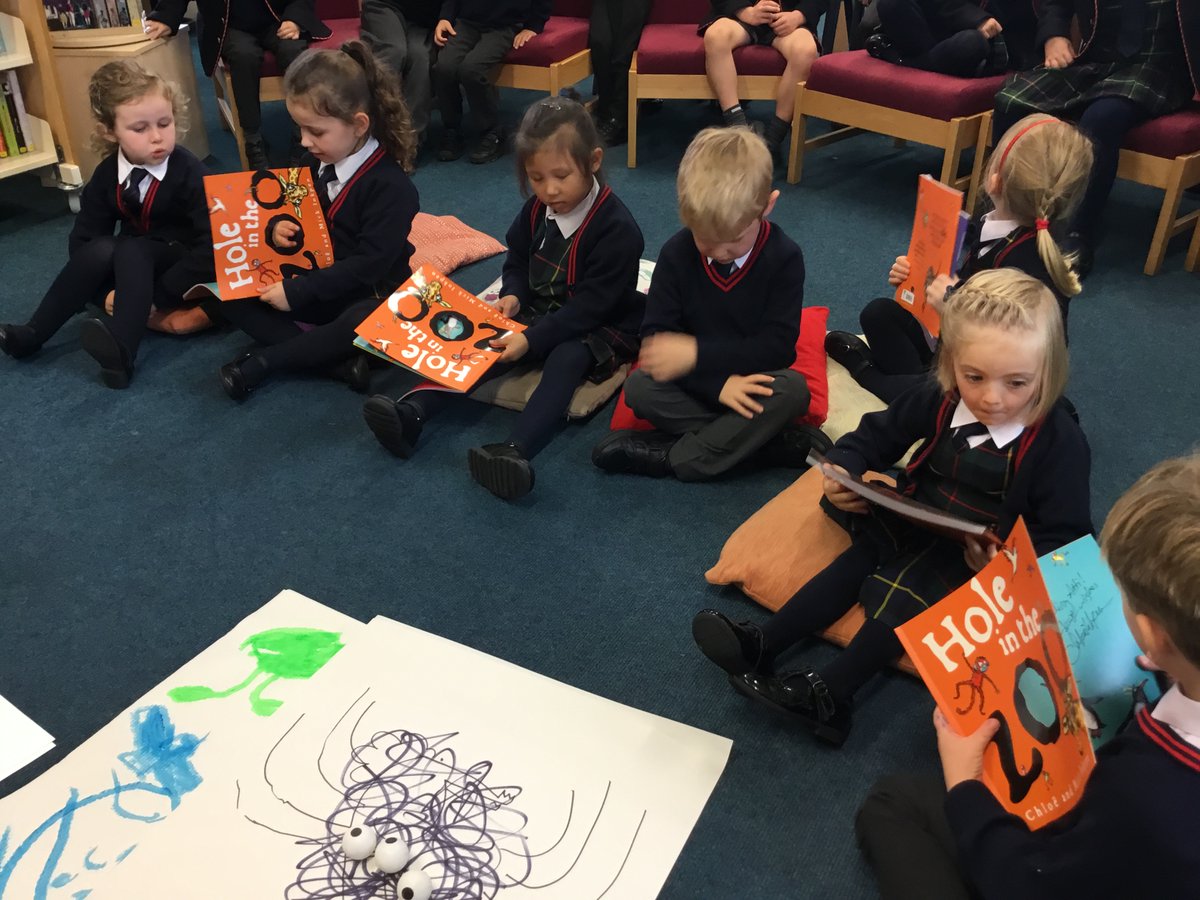 ShebbearCollege's tweet photo. We are delighted to have been able to take part in the @AppledoreBkFest again this year and last week we had visits from two fantastic #authors - Chloe Inkpen met Reception, Prep 1 & 2 with Lisa Williamson inspiring Form 1 & Prep 6!
#books #reading #library #ShebbearPrePrep https://t.co/ETZu1bdugq