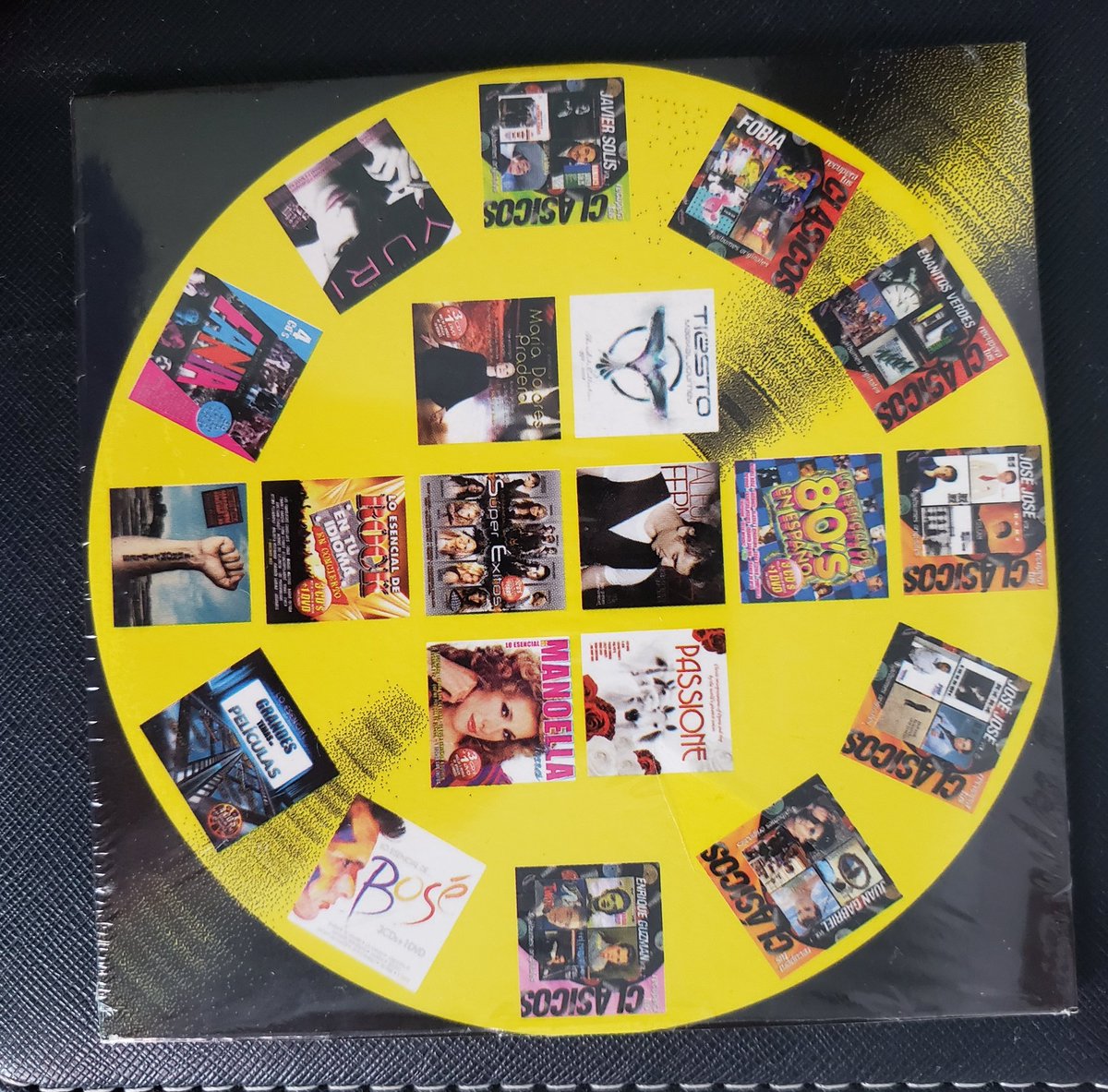 DANTEPH's tweet image. En 2010 salía a la venta un boxset de los primeros 4 💿 de @fobiamx  de la serie recupera tus clásicos. Este es el video promocional que viene en este DVD que me obsequiaron hace algunos años. #juevesdelrecuerdo #tbt #fobia #fobia35 #rockmexicano #rockenespañol #cronicasdefobia