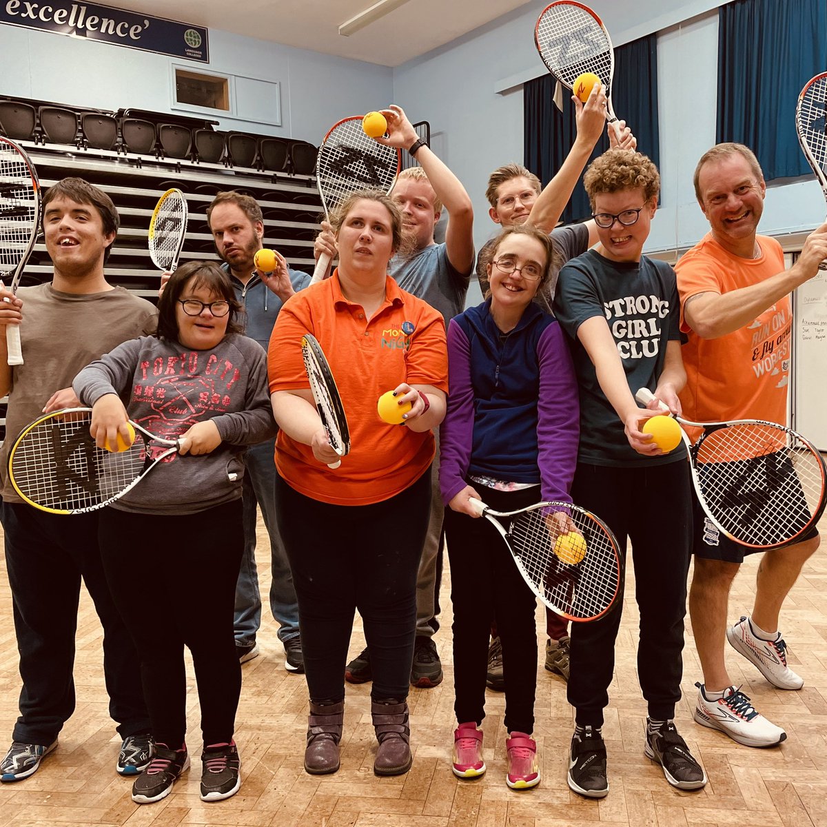 Monday Nite Club tweet media