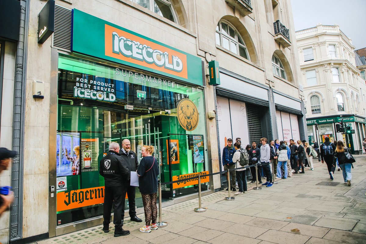 icecoldsuper's tweet photo. What's cooler than being cool? Shopping at @JagerUK  Icecold Supermarket 🧊🛒

Join us today and tomorrow 10-6pm at the Icecold Supermarket at 58 Oxford Street https://t.co/YWLtfRBkaI