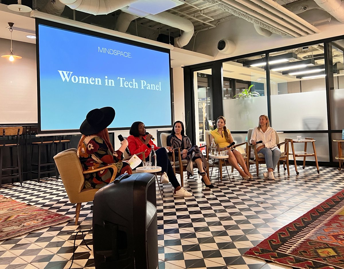 MindspaceME's tweet photo. We had the pleasure of hosting four accomplished Women in Tech as they shared their stories and spoke about what they wished they had known when they started their tech careers. 

Thank you:
⭐ Deborah Hayes
⭐ Bronny Wilson
⭐ Dayo Akinrinade
⭐ Janthana Kaenprakhamroy https://t.co/5H02IZItM5