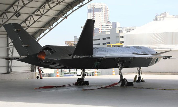 Fe8248uaEAAq_Rm