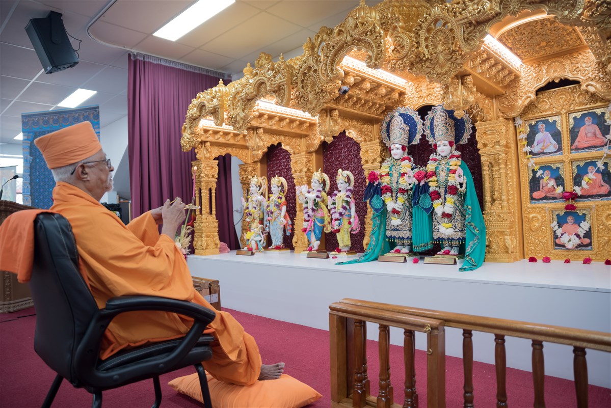 BAPS's tweet photo. Inauguration of New BAPS Shri Swaminarayan Mandir, Cairns, Australia https://t.co/iACH00dmuK https://t.co/LfLIdaq3q2