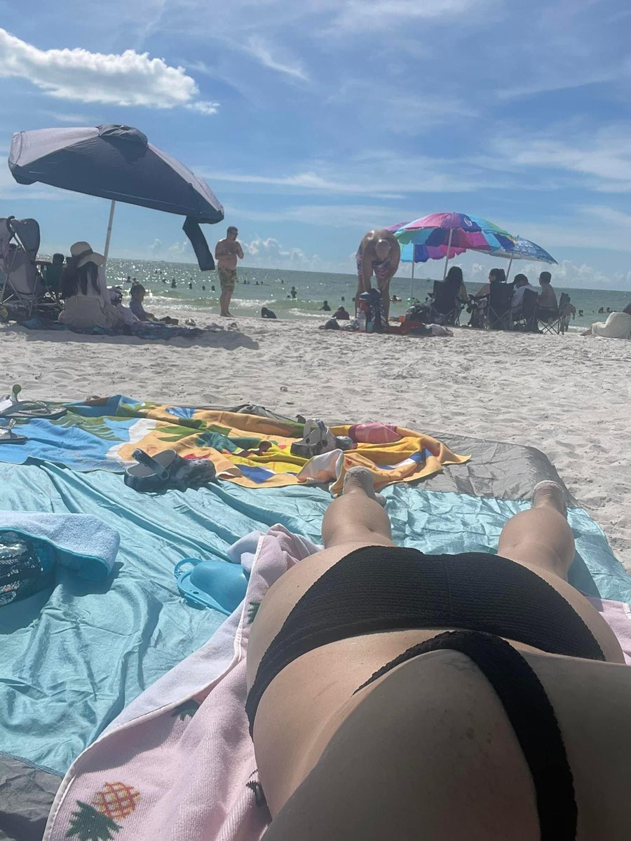 Living our best life! 🍍☀️🌴🍹