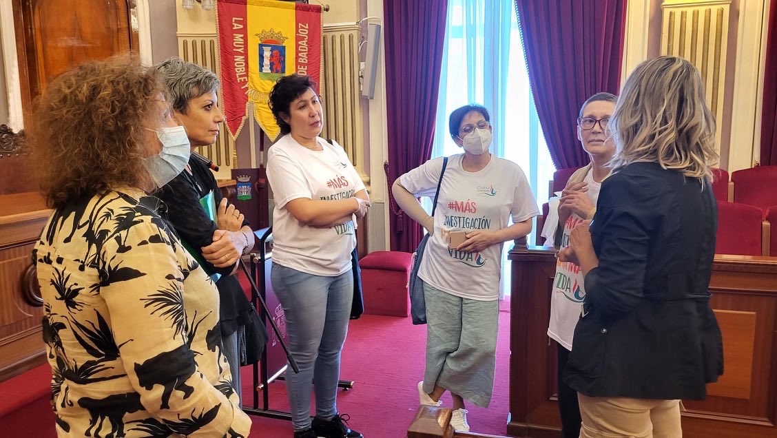 CsBadajoz's tweet photo. Hoy nuestra concejala #HitosMogena ha participado en el acto institucional con motivo del #DíaMundialdeCáncerdeMamaMetastásico organizado por @CMMetastasico.

El cáncer de mama metastásico es actualmente una enfermedad incurable cuya supervivencia oscila entre los 4-5 años. https://t.co/XbN0fGtzhD